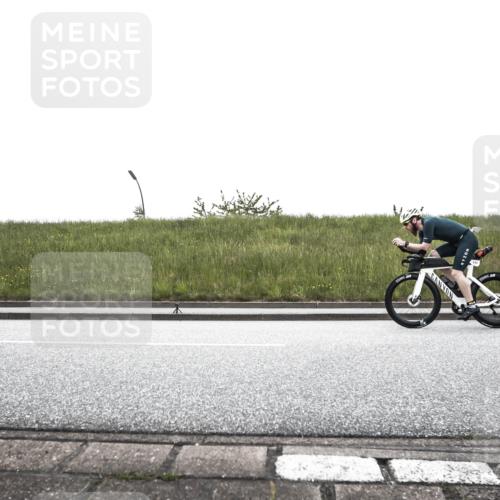 21.06.2026 - 29. Vierlanden-Triathlon H.Heesch http://msf.ph/oto/9895995 21.06.2026 09:36:28 Radfahren 23, 111, 216, 283 meine-sportfotos.de