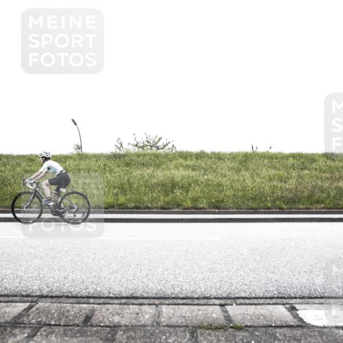 21.06.2026 - 29. Vierlanden-Triathlon H.Heesch http://msf.ph/oto/9896034 21.06.2026 11:06:38 Radfahren 510, 534, 650, 689, 691 meine-sportfotos.de
