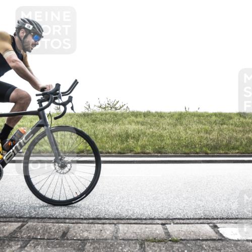 21.06.2026 - 29. Vierlanden-Triathlon H.Heesch http://msf.ph/oto/9896042 21.06.2026 11:07:27 Radfahren 15, 72 meine-sportfotos.de