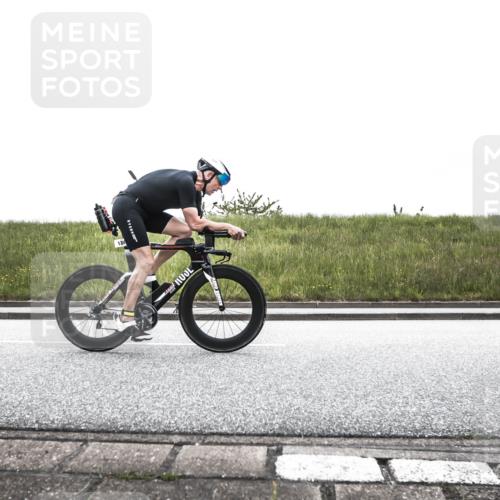 21.06.2026 - 29. Vierlanden-Triathlon H.Heesch http://msf.ph/oto/9896061 21.06.2026 09:39:57 Radfahren 124, 275 meine-sportfotos.de