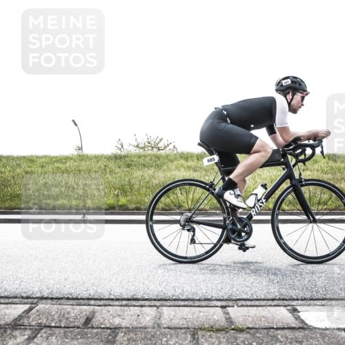 21.06.2026 - 29. Vierlanden-Triathlon H.Heesch http://msf.ph/oto/9896062 21.06.2026 11:11:51 Radfahren 109, 158, 490, 500, 685, 707 meine-sportfotos.de