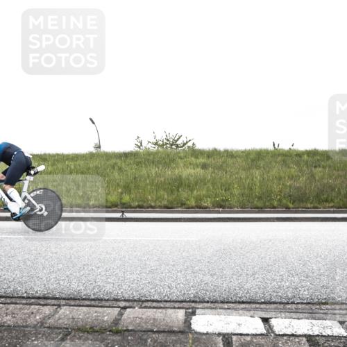 21.06.2026 - 29. Vierlanden-Triathlon H.Heesch http://msf.ph/oto/9896065 21.06.2026 09:40:20 Radfahren 3, 93, 116, 123 meine-sportfotos.de