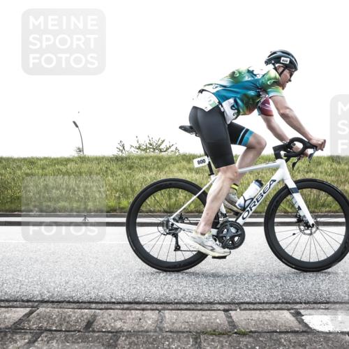 21.06.2026 - 29. Vierlanden-Triathlon H.Heesch http://msf.ph/oto/9896116 21.06.2026 11:19:45 Radfahren 730, 800, 805 meine-sportfotos.de