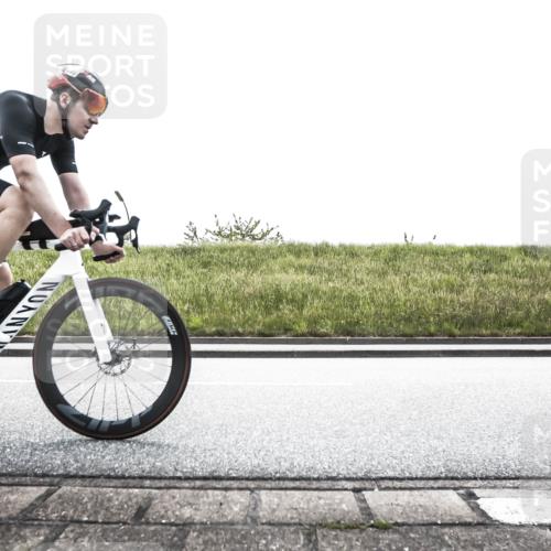 21.06.2026 - 29. Vierlanden-Triathlon H.Heesch http://msf.ph/oto/9896128 21.06.2026 11:20:45 Radfahren 191, 683, 750, 813, 838 meine-sportfotos.de