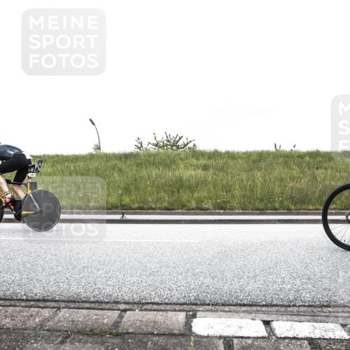 21.06.2026 - 29. Vierlanden-Triathlon H.Heesch http://msf.ph/oto/9896131 21.06.2026 09:43:52 Radfahren 23, 32, 33, 101, 111, 129, 178, 211, 216 meine-sportfotos.de