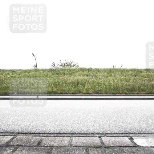 21.06.2026 - 29. Vierlanden-Triathlon H.Heesch http://msf.ph/oto/9896132 21.06.2026 11:21:06 Radfahren 44, 277, 755, 779, 807 meine-sportfotos.de
