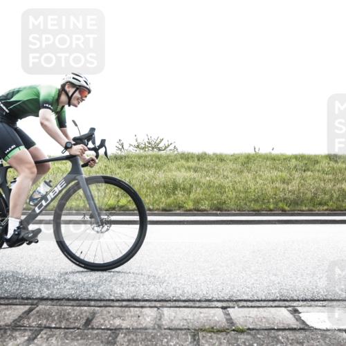 21.06.2026 - 29. Vierlanden-Triathlon H.Heesch http://msf.ph/oto/9896138 21.06.2026 11:21:51 Radfahren 19, 54, 90, 259, 260, 748, 817 meine-sportfotos.de