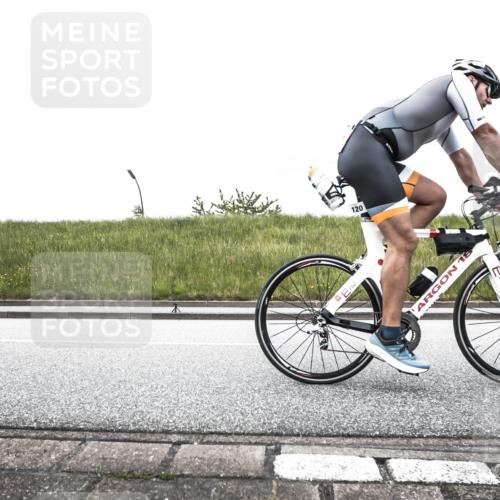 21.06.2026 - 29. Vierlanden-Triathlon H.Heesch http://msf.ph/oto/9896153 21.06.2026 09:44:39 Radfahren 16, 77, 94, 98, 107, 120, 132 meine-sportfotos.de