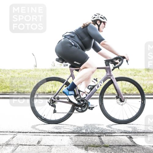 21.06.2026 - 29. Vierlanden-Triathlon H.Heesch http://msf.ph/oto/9896200 21.06.2026 11:38:16 Radfahren 230, 640, 666, 871 meine-sportfotos.de
