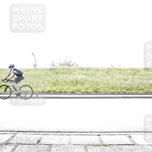 21.06.2026 - 29. Vierlanden-Triathlon H.Heesch http://msf.ph/oto/9896209 21.06.2026 11:39:40 Radfahren 113, 681 meine-sportfotos.de