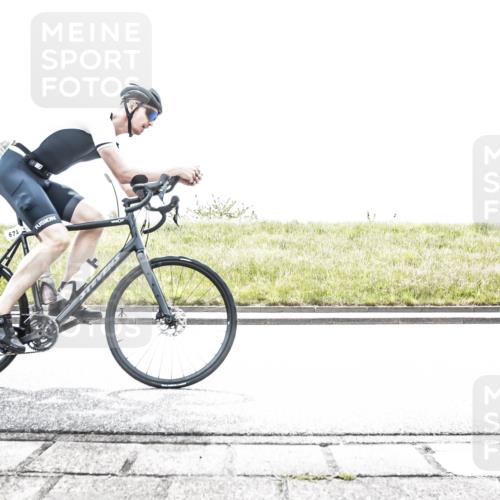 21.06.2026 - 29. Vierlanden-Triathlon H.Heesch http://msf.ph/oto/9896234 21.06.2026 11:41:53 Radfahren 133, 636, 674, 726 meine-sportfotos.de