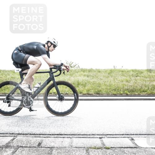 21.06.2026 - 29. Vierlanden-Triathlon H.Heesch http://msf.ph/oto/9896250 21.06.2026 11:42:31 Radfahren 158, 223, 650, 675, 727, 740, 745 meine-sportfotos.de