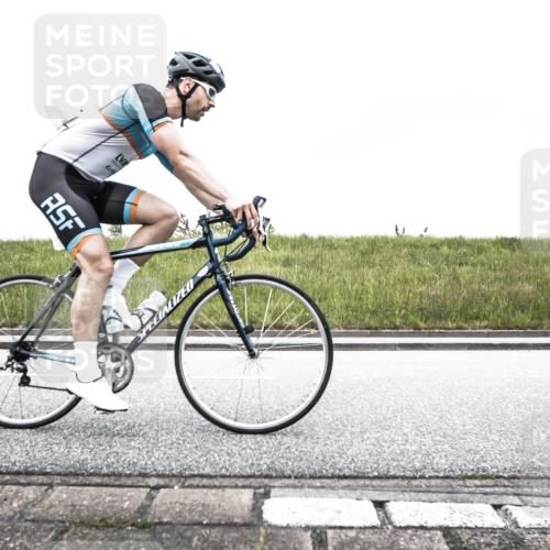 21.06.2026 - 29. Vierlanden-Triathlon H.Heesch http://msf.ph/oto/9896251 21.06.2026 09:49:05 Radfahren 22, 52 meine-sportfotos.de