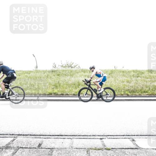 21.06.2026 - 29. Vierlanden-Triathlon H.Heesch http://msf.ph/oto/9896256 21.06.2026 11:42:40 Radfahren 158, 223, 650, 718, 727, 740, 757 meine-sportfotos.de