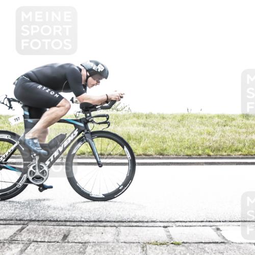 21.06.2026 - 29. Vierlanden-Triathlon H.Heesch http://msf.ph/oto/9896262 21.06.2026 11:42:46 Radfahren 632, 633, 701, 718, 757 meine-sportfotos.de