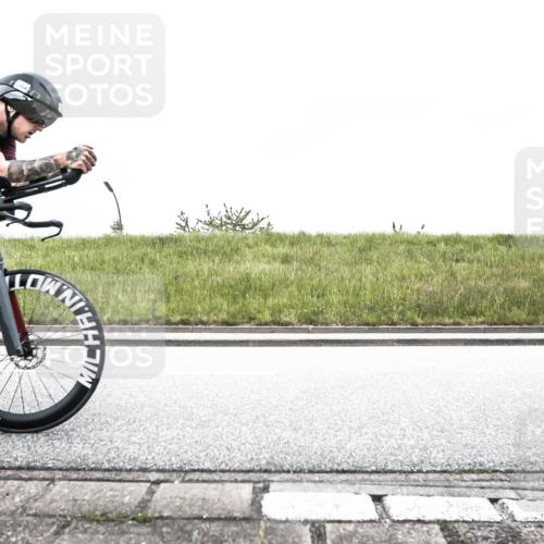 21.06.2026 - 29. Vierlanden-Triathlon H.Heesch http://msf.ph/oto/9896273 21.06.2026 09:50:19 Radfahren 49, 62, 93, 123, 127, 1354 meine-sportfotos.de