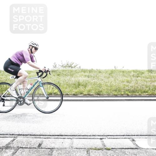 21.06.2026 - 29. Vierlanden-Triathlon H.Heesch http://msf.ph/oto/9896276 21.06.2026 11:43:11 Radfahren 276, 707, 764 meine-sportfotos.de