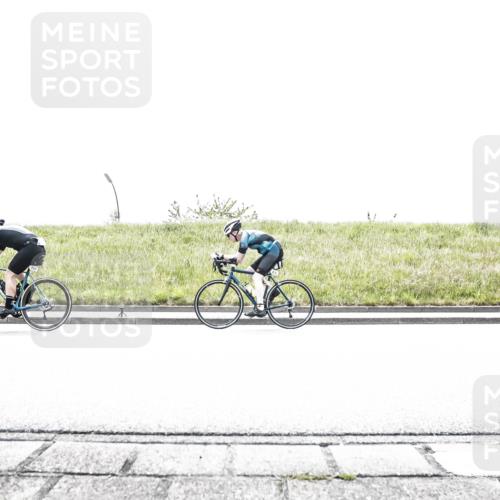 21.06.2026 - 29. Vierlanden-Triathlon H.Heesch http://msf.ph/oto/9896284 21.06.2026 11:43:25 Radfahren 41, 213, 717 meine-sportfotos.de