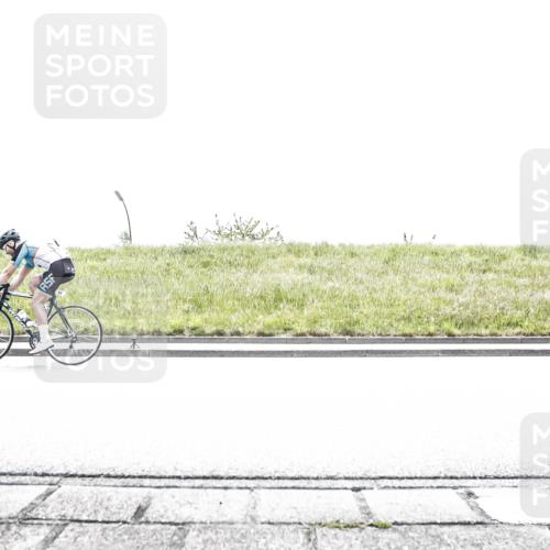 21.06.2026 - 29. Vierlanden-Triathlon H.Heesch http://msf.ph/oto/9896302 21.06.2026 11:43:54 Radfahren 22, 52 meine-sportfotos.de