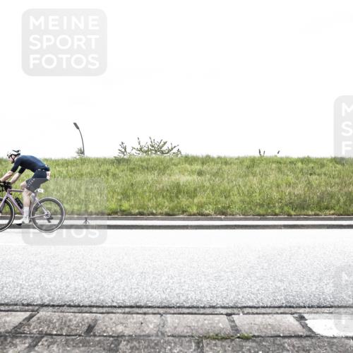 21.06.2026 - 29. Vierlanden-Triathlon H.Heesch http://msf.ph/oto/9896334 21.06.2026 09:53:39 Radfahren 51, 74, 91, 210, 266, 284 meine-sportfotos.de