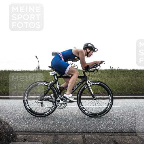 21.06.2026 - 29. Vierlanden-Triathlon H.Heesch http://msf.ph/oto/9896364 21.06.2026 12:35:41 Radfahren 1004, 1012 meine-sportfotos.de