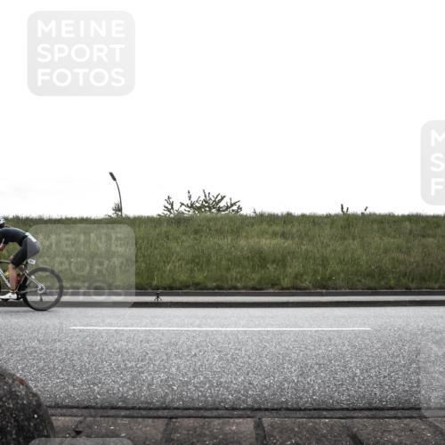 21.06.2026 - 29. Vierlanden-Triathlon H.Heesch http://msf.ph/oto/9896374 21.06.2026 12:36:15 Radfahren 790, 854, 1016, 1020, 1021 meine-sportfotos.de