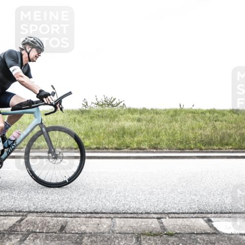 21.06.2026 - 29. Vierlanden-Triathlon H.Heesch http://msf.ph/oto/9896391 21.06.2026 09:55:36 Radfahren 142, 177, 184, 235, 252 meine-sportfotos.de