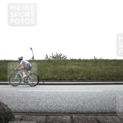 21.06.2026 - 29. Vierlanden-Triathlon H.Heesch http://msf.ph/oto/9896410 21.06.2026 12:38:49 Radfahren 872, 880, 883, 903 meine-sportfotos.de