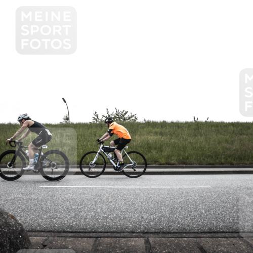 21.06.2026 - 29. Vierlanden-Triathlon H.Heesch http://msf.ph/oto/9896422 21.06.2026 12:39:42 Radfahren 734, 846, 859, 870 meine-sportfotos.de