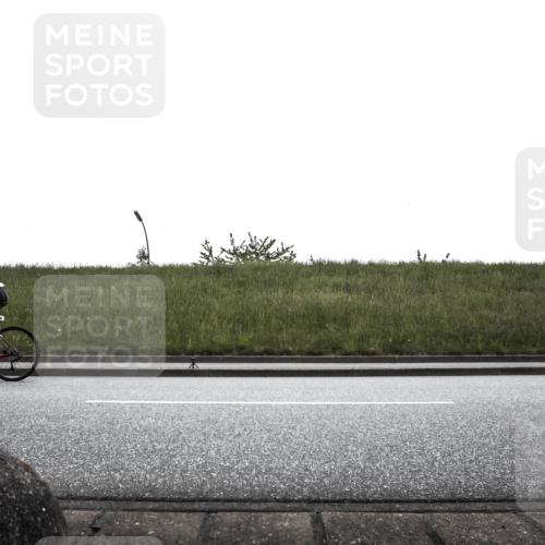 21.06.2026 - 29. Vierlanden-Triathlon H.Heesch http://msf.ph/oto/9896431 21.06.2026 12:40:08 Radfahren 788, 848 meine-sportfotos.de