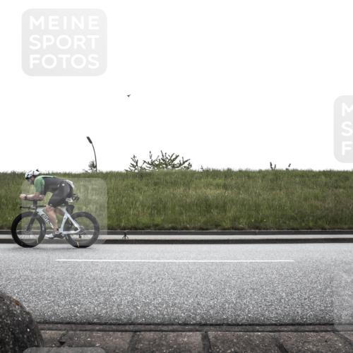 21.06.2026 - 29. Vierlanden-Triathlon H.Heesch http://msf.ph/oto/9896435 21.06.2026 12:41:05 Radfahren 930 meine-sportfotos.de