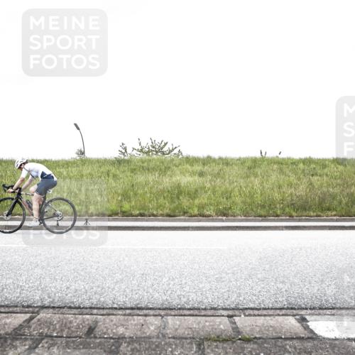 21.06.2026 - 29. Vierlanden-Triathlon H.Heesch http://msf.ph/oto/9896454 21.06.2026 09:58:49 Radfahren 269 meine-sportfotos.de