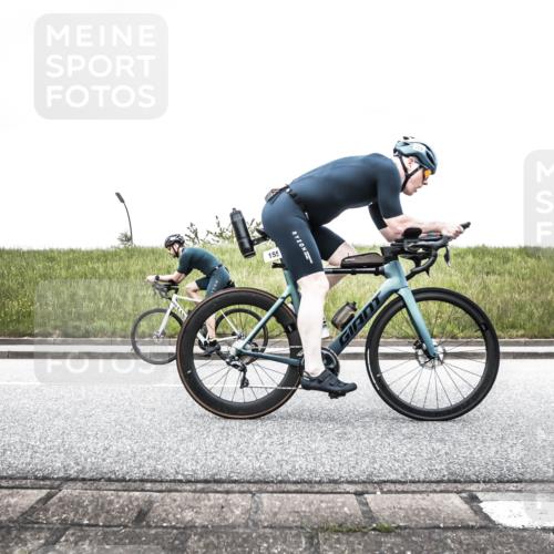 21.06.2026 - 29. Vierlanden-Triathlon H.Heesch http://msf.ph/oto/9896472 21.06.2026 09:59:35 Radfahren 34, 42, 67, 82, 155, 166, 223, 255 meine-sportfotos.de