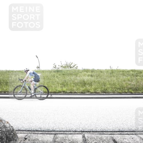 21.06.2026 - 29. Vierlanden-Triathlon H.Heesch http://msf.ph/oto/9896479 21.06.2026 12:46:09 Radfahren 842 meine-sportfotos.de