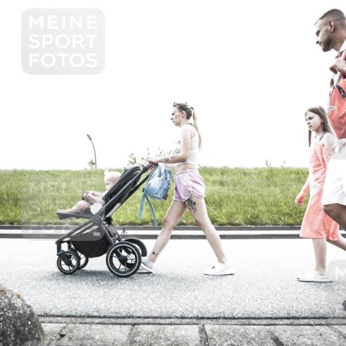 21.06.2026 - 29. Vierlanden-Triathlon H.Heesch http://msf.ph/oto/9896499 21.06.2026 12:48:05 Radfahren 895 meine-sportfotos.de