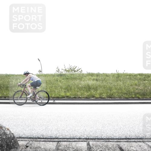 21.06.2026 - 29. Vierlanden-Triathlon H.Heesch http://msf.ph/oto/9896534 21.06.2026 12:52:33 Radfahren 662, 829, 830 meine-sportfotos.de