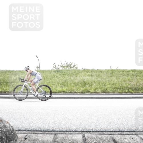 21.06.2026 - 29. Vierlanden-Triathlon H.Heesch http://msf.ph/oto/9896540 21.06.2026 12:52:48 Radfahren 832 meine-sportfotos.de