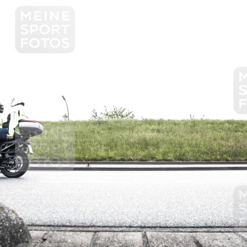 21.06.2026 - 29. Vierlanden-Triathlon H.Heesch http://msf.ph/oto/9896542 21.06.2026 12:53:52 Radfahren  meine-sportfotos.de