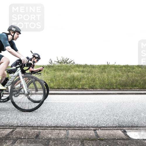 21.06.2026 - 29. Vierlanden-Triathlon H.Heesch http://msf.ph/oto/9896558 21.06.2026 10:02:54 Radfahren 139, 179, 224, 294 meine-sportfotos.de