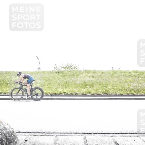 21.06.2026 - 29. Vierlanden-Triathlon H.Heesch http://msf.ph/oto/9896569 21.06.2026 12:58:13 Radfahren 984 meine-sportfotos.de