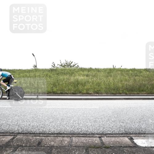 21.06.2026 - 29. Vierlanden-Triathlon H.Heesch http://msf.ph/oto/9896578 21.06.2026 10:04:10 Radfahren 151, 154, 180, 181, 337 meine-sportfotos.de