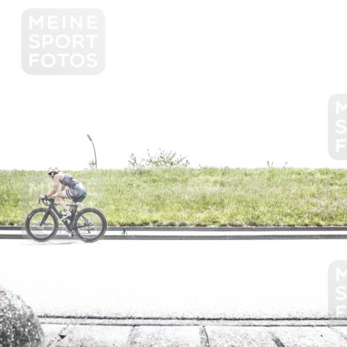 21.06.2026 - 29. Vierlanden-Triathlon H.Heesch http://msf.ph/oto/9896590 21.06.2026 13:00:21 Radfahren 997, 1015 meine-sportfotos.de