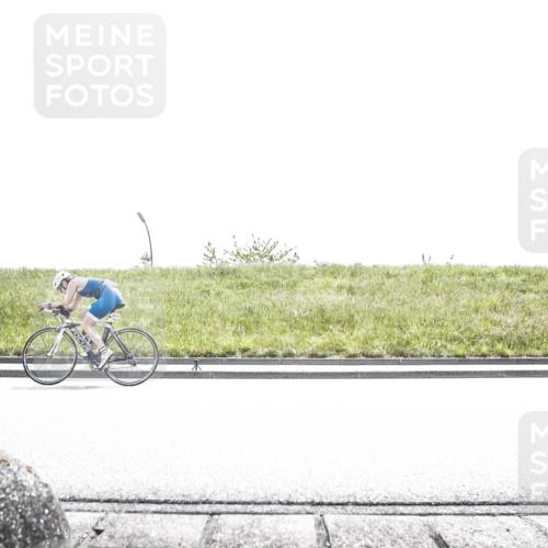 21.06.2026 - 29. Vierlanden-Triathlon H.Heesch http://msf.ph/oto/9896594 21.06.2026 13:01:08 Radfahren 810, 864, 877, 1002, 1010 meine-sportfotos.de