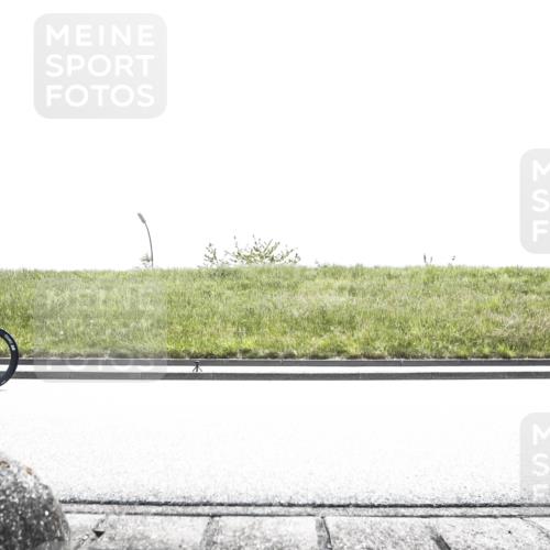 21.06.2026 - 29. Vierlanden-Triathlon H.Heesch http://msf.ph/oto/9896598 21.06.2026 13:01:13 Radfahren 810, 877, 1002 meine-sportfotos.de
