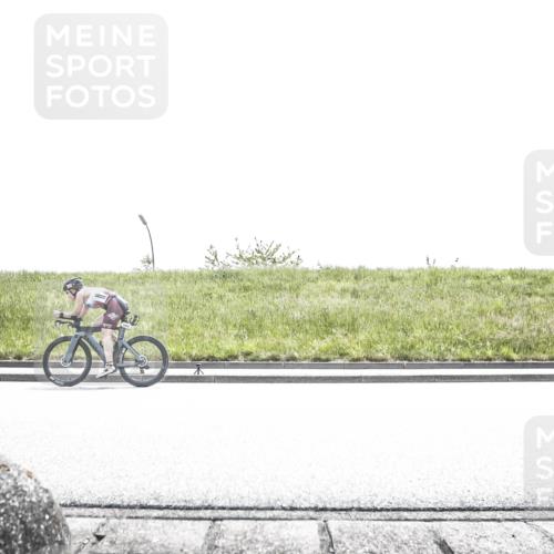 21.06.2026 - 29. Vierlanden-Triathlon H.Heesch http://msf.ph/oto/9896614 21.06.2026 13:01:48 Radfahren 999, 1020 meine-sportfotos.de