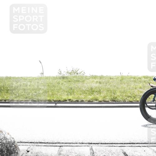 21.06.2026 - 29. Vierlanden-Triathlon H.Heesch http://msf.ph/oto/9896628 21.06.2026 13:02:13 Radfahren 982, 1040, 1047, 1065, 1087 meine-sportfotos.de