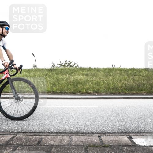 21.06.2026 - 29. Vierlanden-Triathlon H.Heesch http://msf.ph/oto/9896641 21.06.2026 10:05:45 Radfahren 133, 135, 252, 259, 363 meine-sportfotos.de
