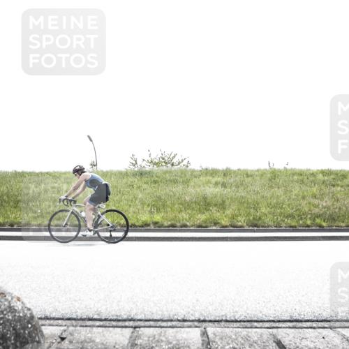 21.06.2026 - 29. Vierlanden-Triathlon H.Heesch http://msf.ph/oto/9896664 21.06.2026 13:04:06 Radfahren 836, 1026, 1032, 1044 meine-sportfotos.de