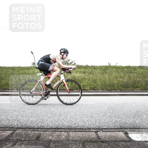 21.06.2026 - 29. Vierlanden-Triathlon H.Heesch http://msf.ph/oto/9896665 21.06.2026 10:06:29 Radfahren 109, 147, 165, 360, 381 meine-sportfotos.de