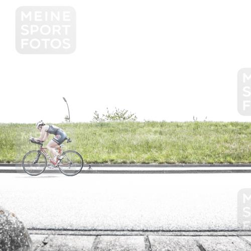 21.06.2026 - 29. Vierlanden-Triathlon H.Heesch http://msf.ph/oto/9896672 21.06.2026 13:04:41 Radfahren 987, 1016 meine-sportfotos.de